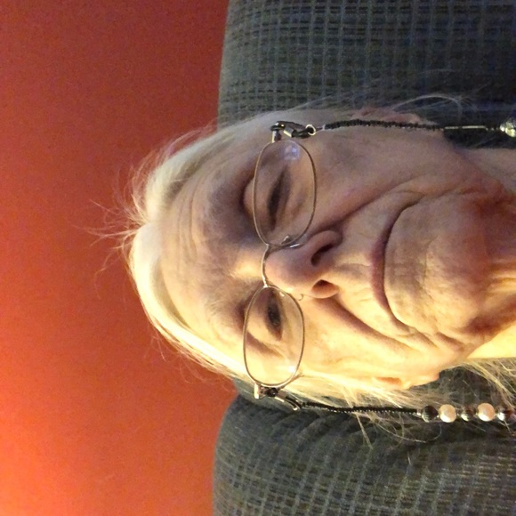 Meet your Posher, Sharon - Picture 1 of 1